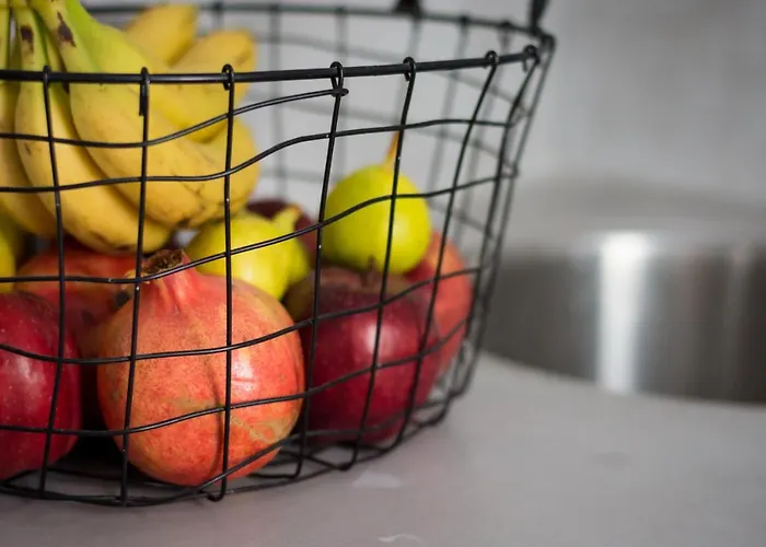 Eris * Adamantas (Milos)