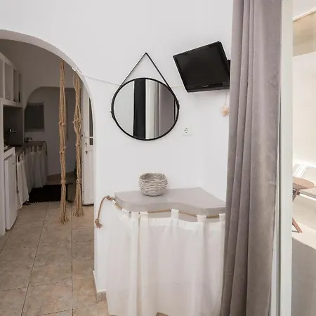 Eris Apartmán Adamantas (Milos)