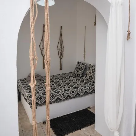 Eris Apartmán Adamantas (Milos)