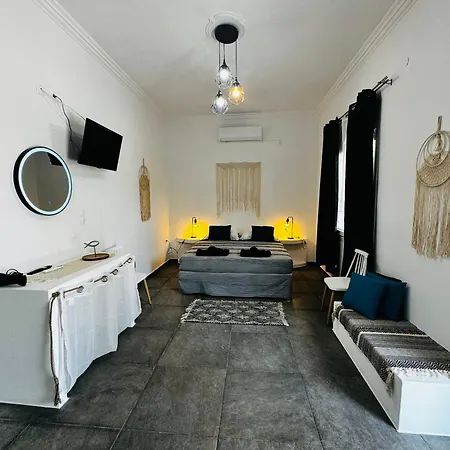 Eris Apartment Adamantas (Milos)