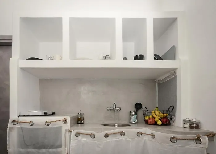 Eris Апартаменты Адамас